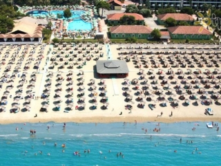 Tropikal Resort