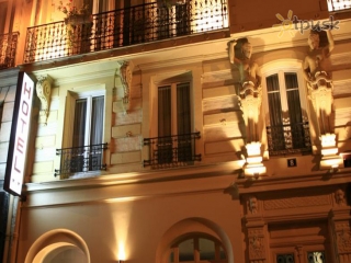 De Nemours