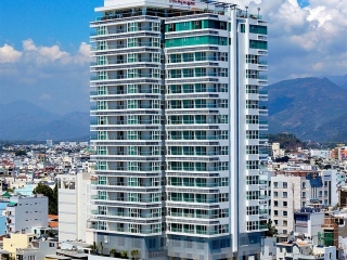 Green World Hotel