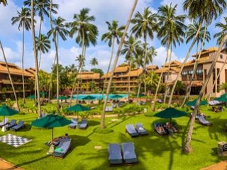 Royal Palms Beach
