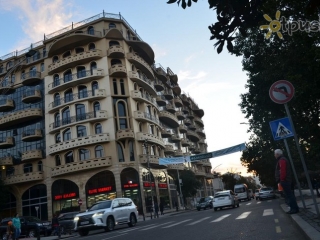 Ire Palace
