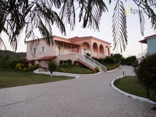 Kastro Beach Hotel