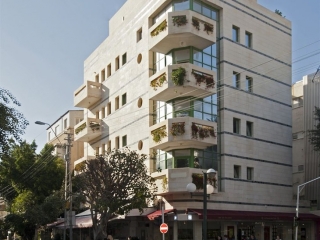 Dizengoff Suites
