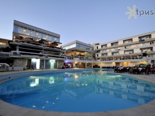 Delfin (Plava Laguna Hotels)