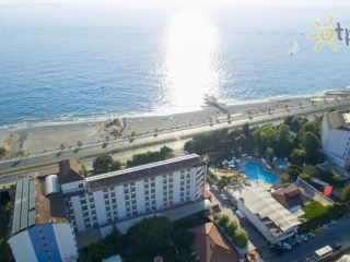 First Class Hotel