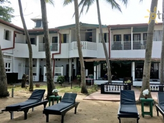 Dephanie Beach Hotel