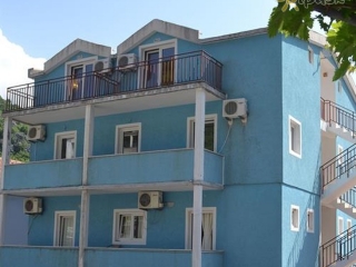 Mazarak Apartments