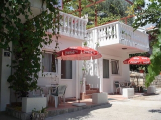 Lagator Villa