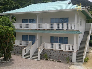 Diver's Lodge