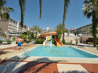Side Corolla Hotel