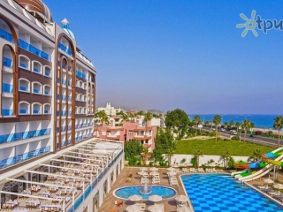 Azur Resort & Spa