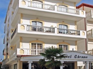 Chronis Hotel