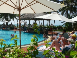 Canary Beach Resort